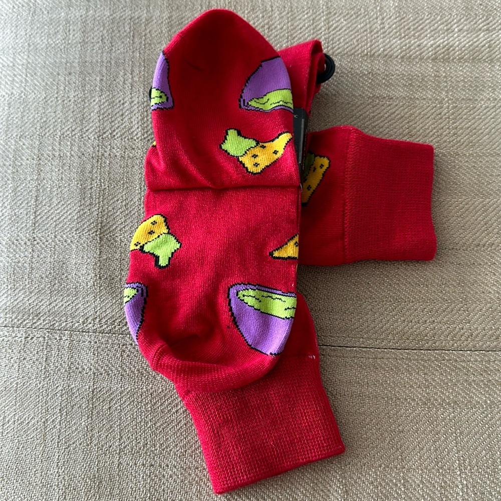 Boys Girls Men Women Red funky sox Cotton size 6-12 Stretches Street style Treny